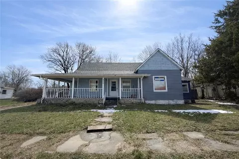 950 E Main St, Breckenridge, MO 64625