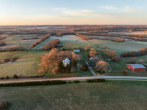 46863 E 192nd St, Richmond, MO 64085