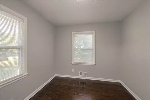 Bedroom - 8512 E 85th St, Raytown, MO 64138 photo 6 of 8