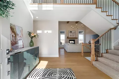 17929 Manor St, Overland Park, KS 66085