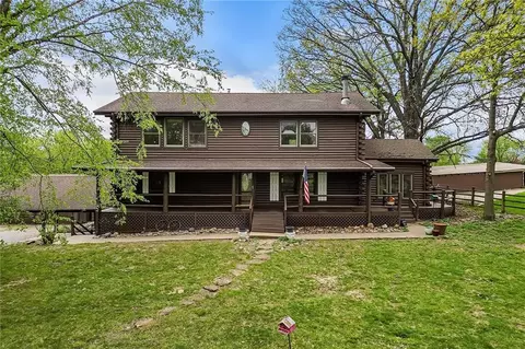 3389 SE Old Barn Ln, Holt, MO 64048