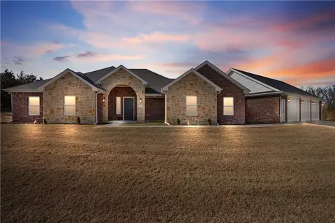 4343 Cr 2000 Rd # C, Coffeyville, KS 67337