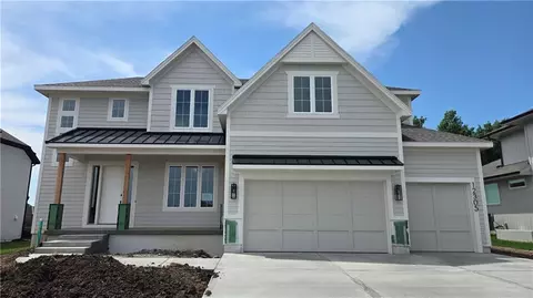 12305 W 184 St, Overland Park, KS 66013