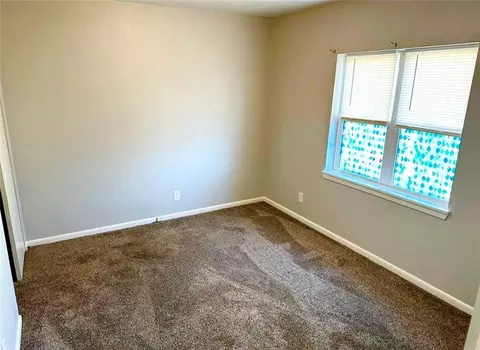 Bedroom - 310 E Franklin St, Clinton, MO 64735 photo 1 of 4