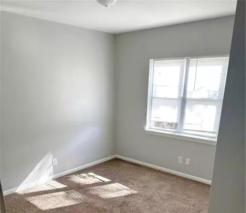 Bedroom - 310 E Franklin St, Clinton, MO 64735 photo 3 of 4