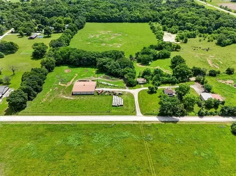9818 Ogle Rd, Stewartsville, MO 64490