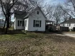 1616 S Vermont Ave, Sedalia, MO 65301