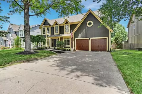 12909 Reeder St, Overland Park, KS 66213