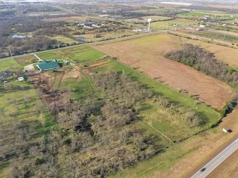 35300 W 95th St, De Soto, KS 66018