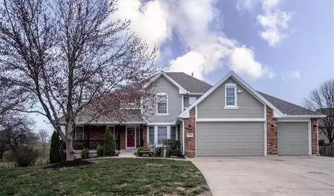 11319 N Holly St, Kansas City, MO 64155