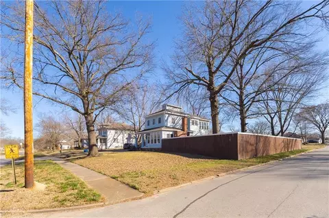 Exterior - 703 E 4th St, Cherryvale, KS 67335 photo 11 of 11