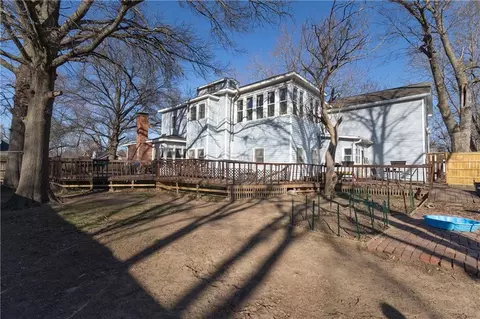 Exterior - 703 E 4th St, Cherryvale, KS 67335 photo 7 of 11