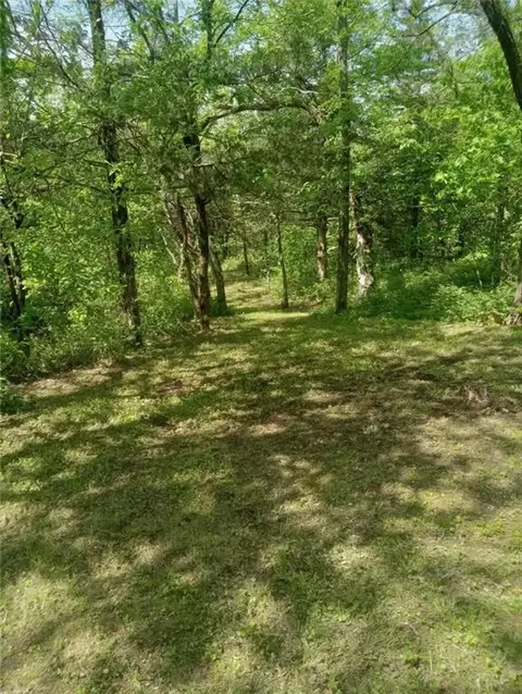 33 37 Sugar Lake Cv, Mound City, KS 66056
