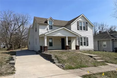 801 N Osage St, Independence, MO 64050