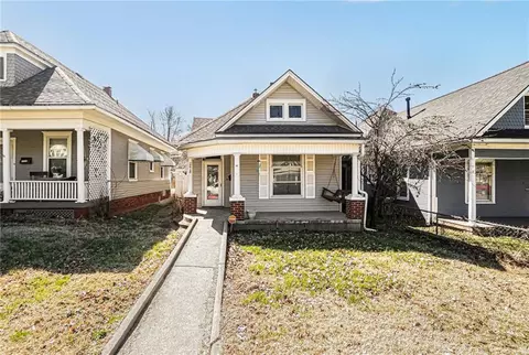 2618 Sacramento St, Saint Joseph, MO 64507