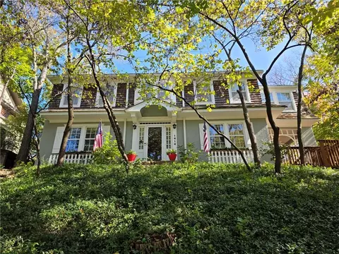 1616 Louisiana St, Lawrence, KS 66044