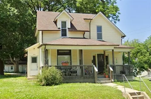 302 S Fillmore St, Maryville, MO 64468