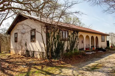 236 State Route Y, Arcola, MO 65603