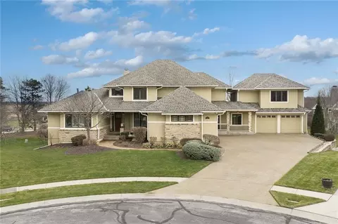 14105 Stearns St, Overland Park, KS 66221