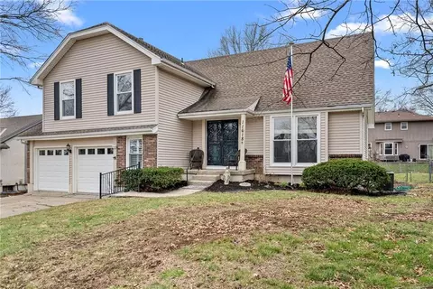 11618 Cherry St, Kansas City, MO 64114