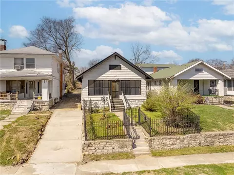 3506 Askew Ave, Kansas City, MO 64128