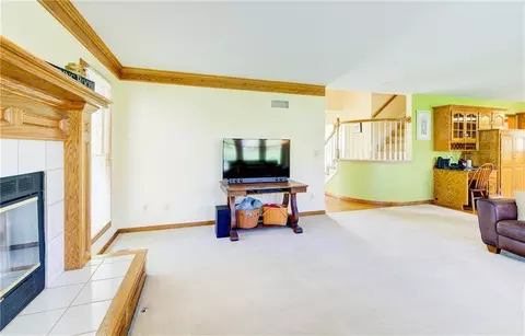 Living - 2904 SW 13th St, Lees Summit, MO 64081 photo 2 of 2