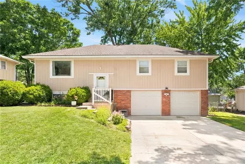 1924 SW 5th St, Blue Springs, MO 64014