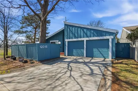 12015 W 82nd Ter, Lenexa, KS 66215