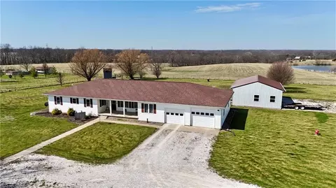 1391 County Road 2470 Rd, Huntsville, MO 65259