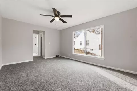 Living - 3900 Circle Dr, Independence, MO 64052 photo 4 of 4
