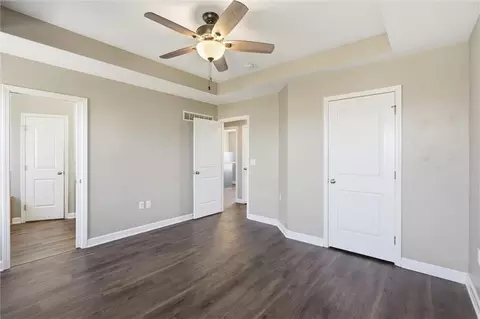 Entry Way - 1219 Cherry St, Warrensburg, MO 64093 photo 4 of 5