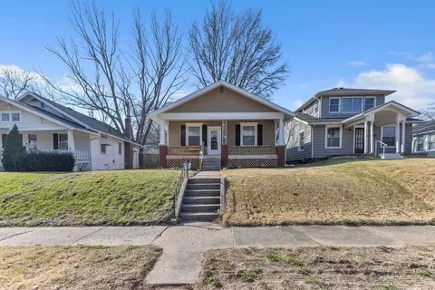 3020 Faraon St, Saint Joseph, MO 64501