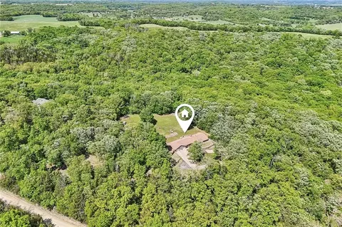 22774 George Rd, Tonganoxie, KS 66086