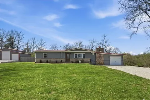 309 N Madison Ave, Knob Noster, MO 65336