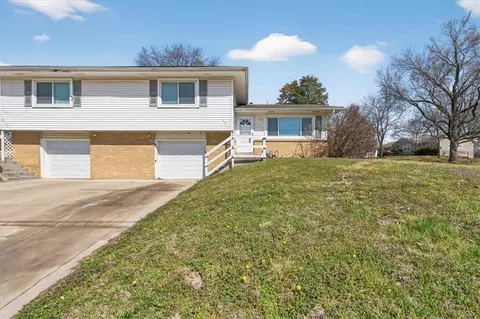4302 NW 56 St # -4, Kansas City, MO 64151