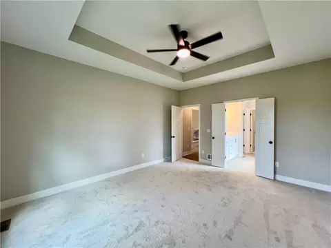 Bedroom - 1925 Longview Dr, Liberty, MO 64068 photo 4 of 12