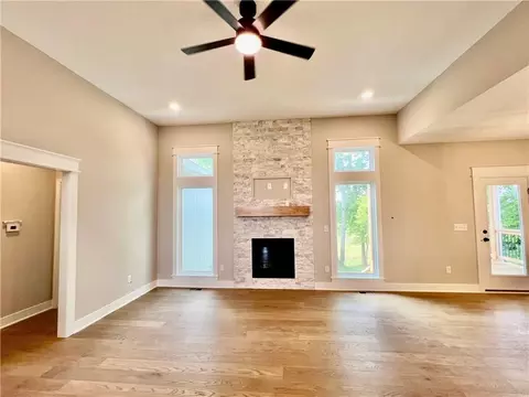 Living - 1925 Longview Dr, Liberty, MO 64068 photo 1 of 7