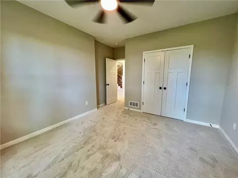 Bedroom - 1925 Longview Dr, Liberty, MO 64068 photo 11 of 12