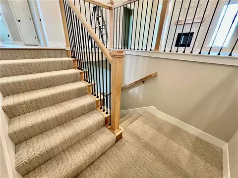Entry Way - 1925 Longview Dr, Liberty, MO 64068 photo 4 of 5