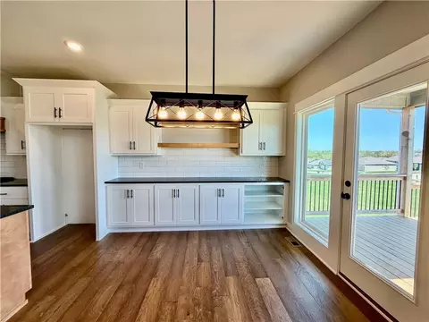 Other - 1925 Longview Dr, Liberty, MO 64068 photo 1 of 8