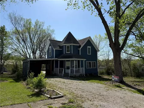 400 N 24th St, Bethany, MO 64424