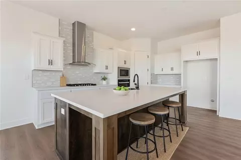 1475 N 163rd St, Basehor, KS 66007