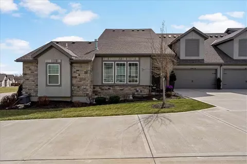 6474 Barth Rd, Shawnee, KS 66226