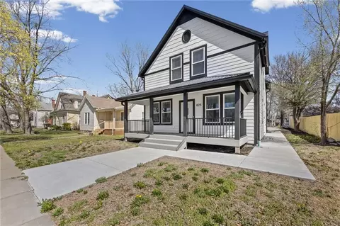 825 Main St, Ottawa, KS 66067