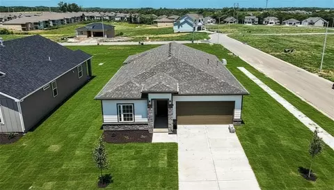 32727 W 176th Ter, Gardner, KS 66030