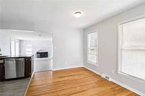 Living - 809 Mulberry St, Lees Summit, MO 64086 photo 11 of 13
