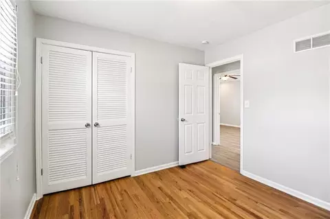 Bedroom - 809 Mulberry St, Lees Summit, MO 64086 photo 9 of 10