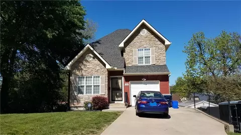 3936 Highland Ave, Kansas City, MO 64110