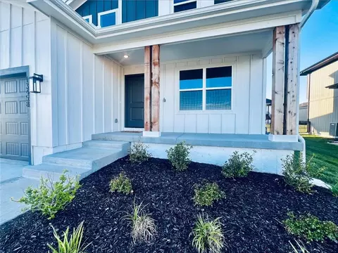 13458 W 179th Ter, Overland Park, KS 66013