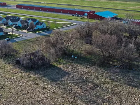 175 Th St, Gardner, KS 66030 photo 11
